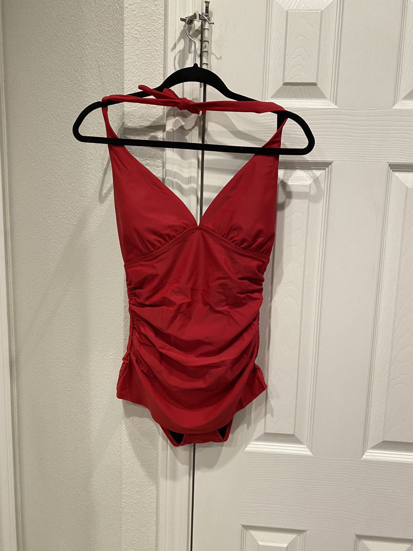 size 8 brand new swimsuit 