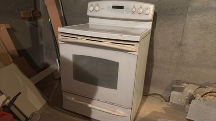 GE  electric range