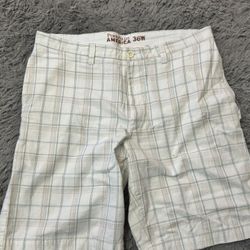 Perry Ellis Short White Beige 