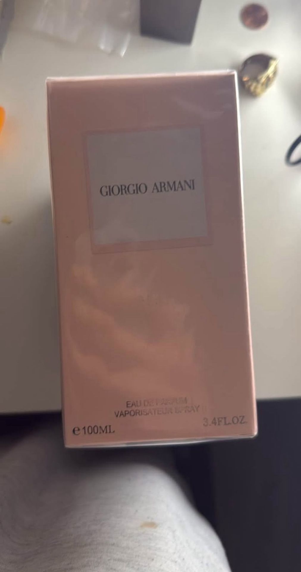 Giorgio Armani Perfume 