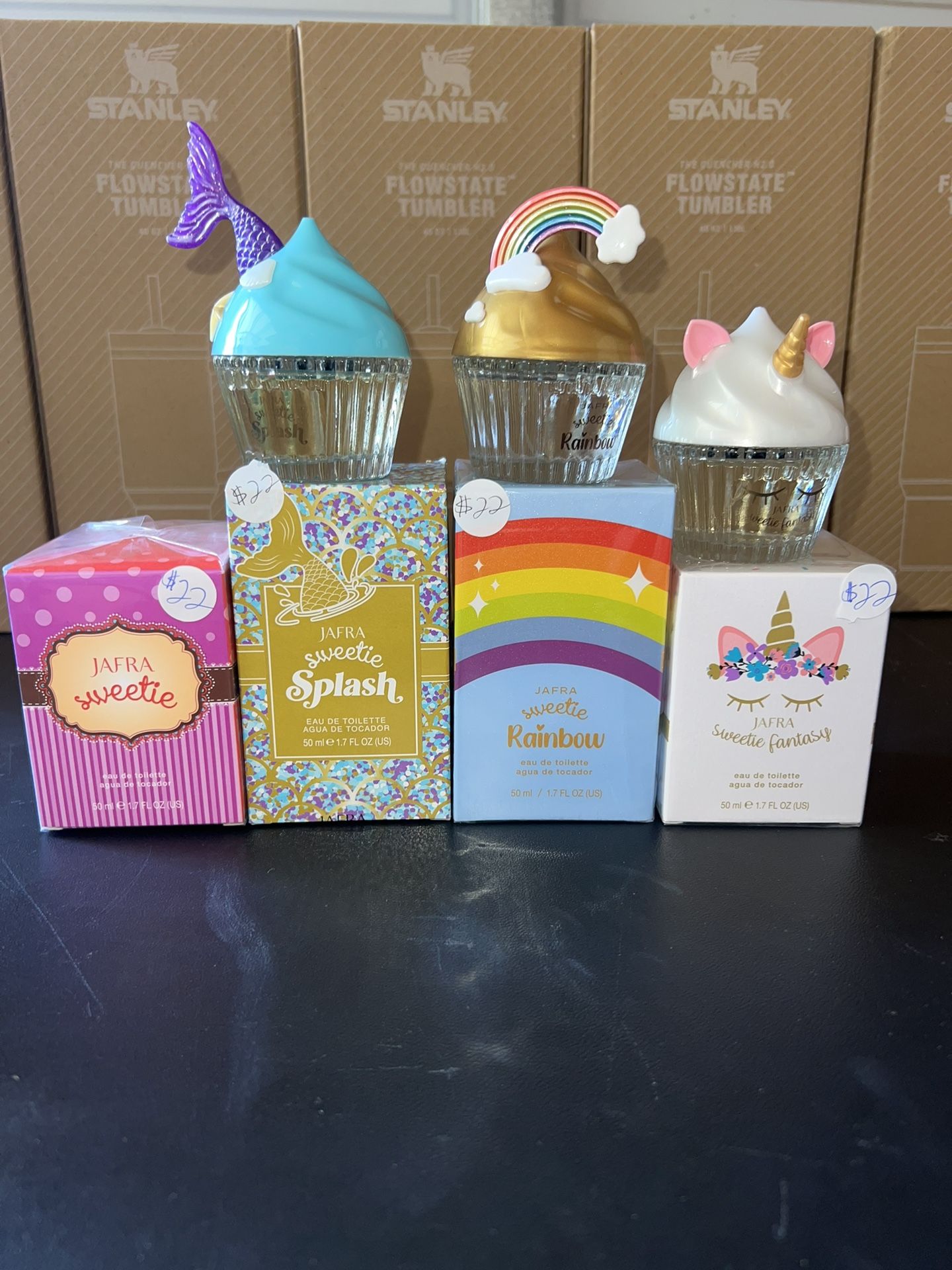 New /nuevo Jafra Perfume