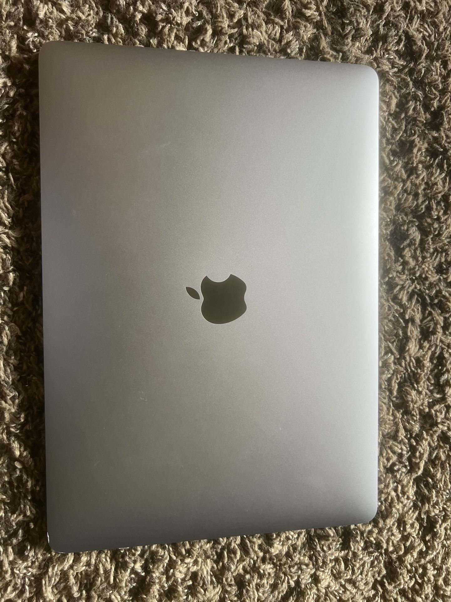 2020 13.3 inch MacBook Pro M1 with Charger And Case