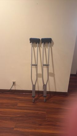 Adjustable Aluminum Underarm Crutches Pair