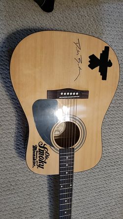 Brand new ole smoky guitar