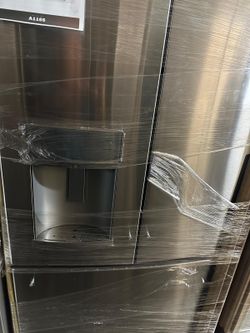 GE PYE22KYNFS   Refrigerator