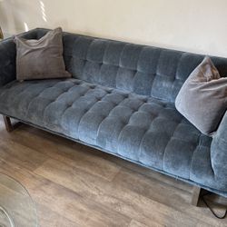 Living Room Set: Big Sofa, 2 Small Sofa, 1 Coffee Table, 2 Light Table And 2 Light In Very Good Condition. 