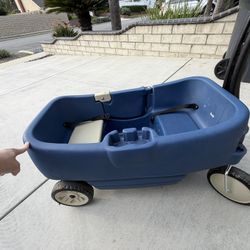 Step2 Two 2-seater Wagon Toddler Kids - Like New