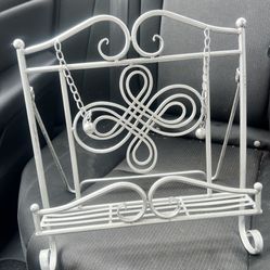 Metal Cookbook Tablet Stand 