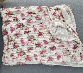 Fabric Flowers With Ruffled Edges