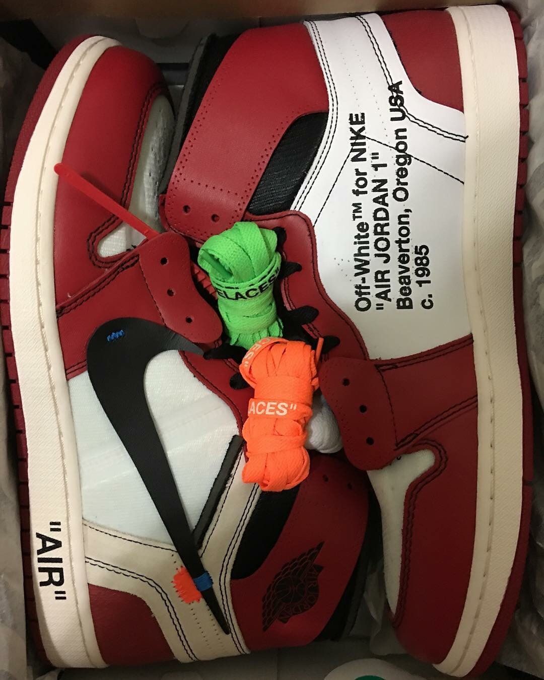 Ds off white Chicago 1s