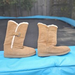 Winter Boots Size 8
