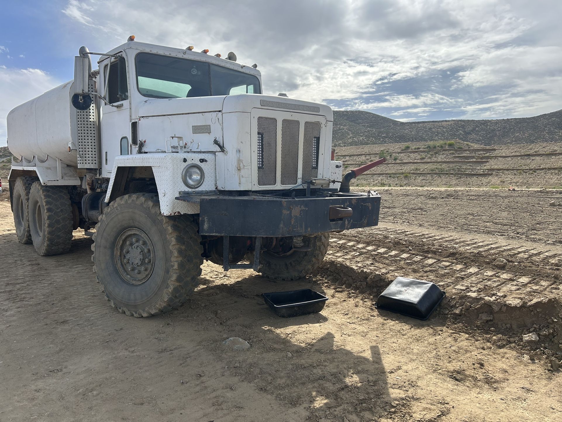 International Paystar 6x6 Water Truck