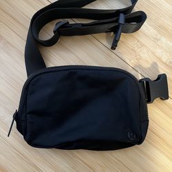 Lululemon Black Crossbody