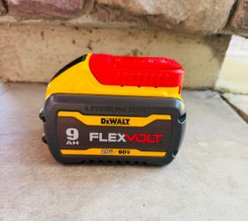 DEWALT DCB609 20V/60V MAX FLEXVOLT 9.0Ah Lithium-Ion Battery New