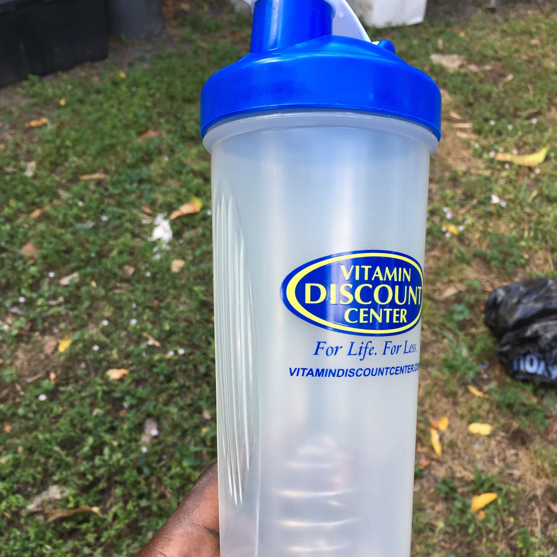 Mixing Cups,, 100$ Obo For All 3 Cases  70 Cups In Each Box