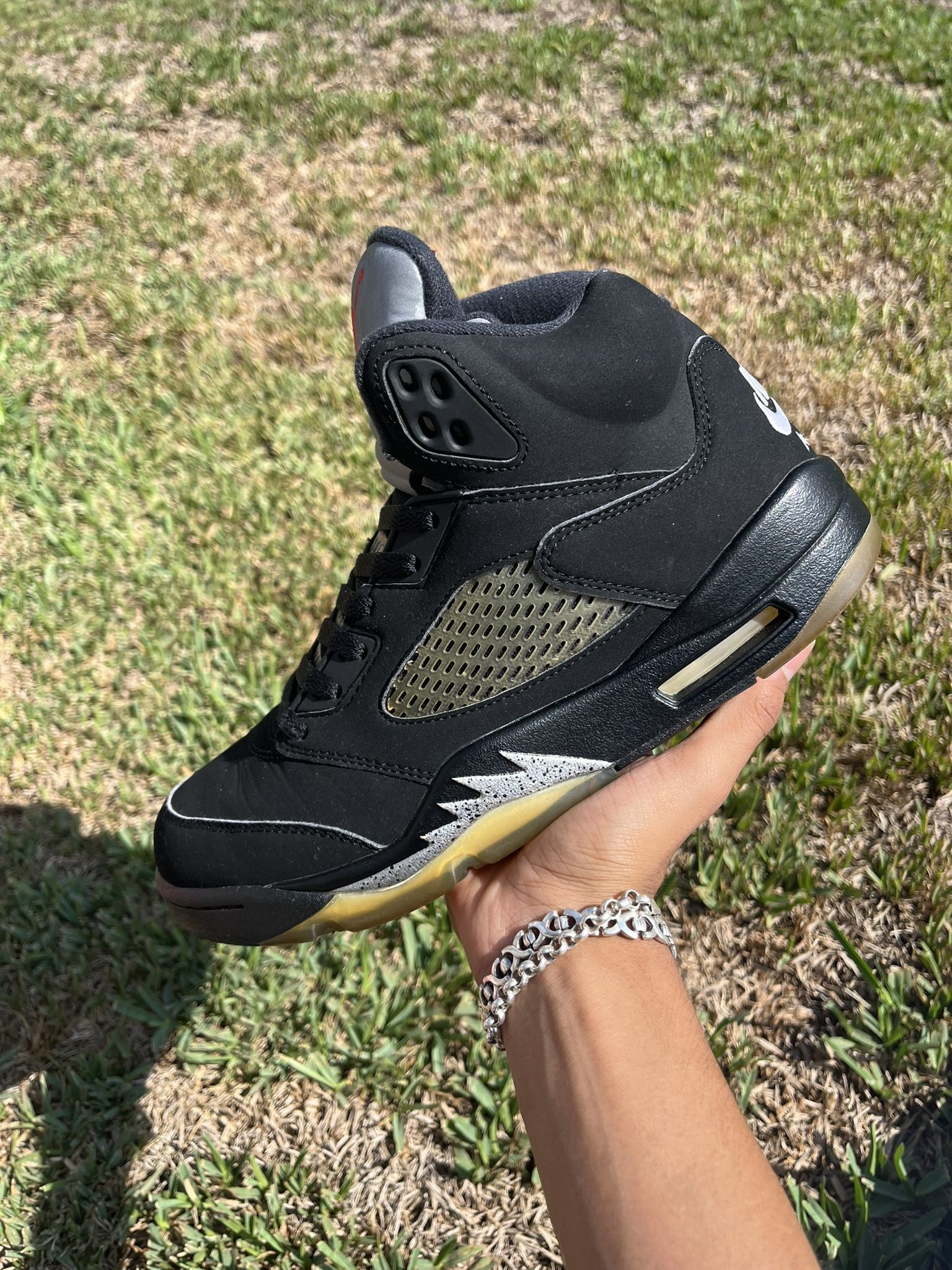 Jordan 5 “Black Metallic” Size 8 Men