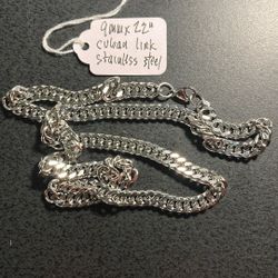Valentine Day- 9mm X 22” Cuban Stainless Steel Chain