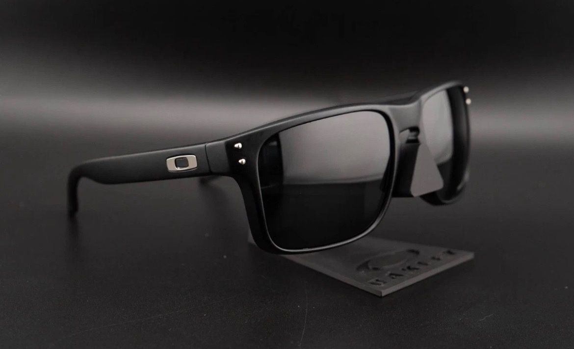 Oakley Holbrook XL Sunglasses