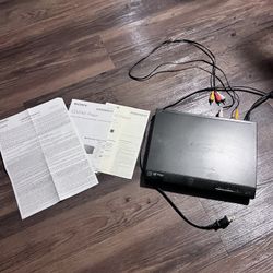 Sony DVP-SR210P Progressive Scan DVD Player