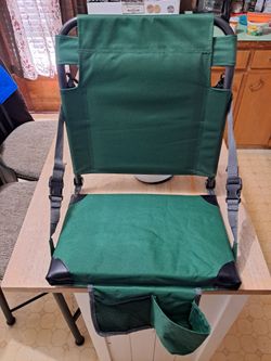 STADIUM SEAT