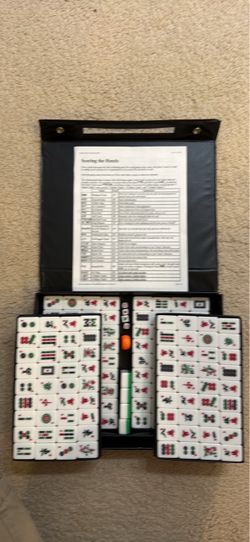 Mahjong Tile Set with Carrying Case