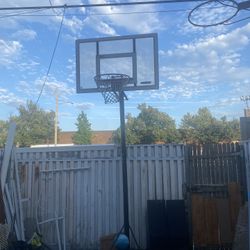 Lifetime Shatter Proof Basketball Goal 