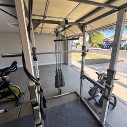 Power cage w/ high-low pulley attachment