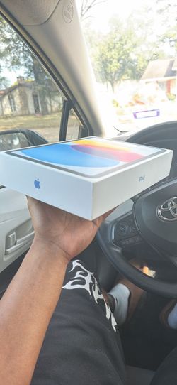 2026 Blue Apple iPad (A16) – 256GB – WiFi + Cellular (Big Screen)