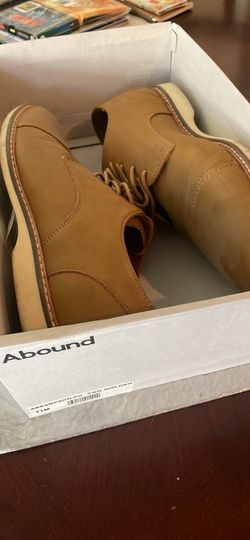 Abound tan cap-toe derby shoes featuring an open-lacing construction and smooth synthetic leather 11