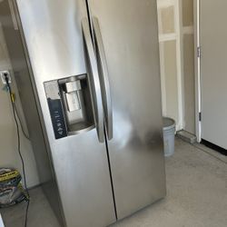 LG Side By Side Refrigerator
