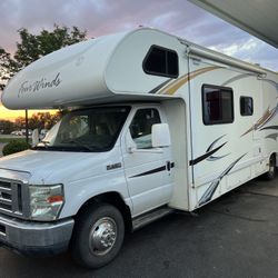 2012 Thor Four winds Bunk Beds