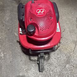 Honda F220 Triller 
