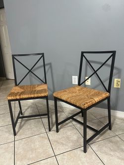 Buy 2 get 1 free    Chair