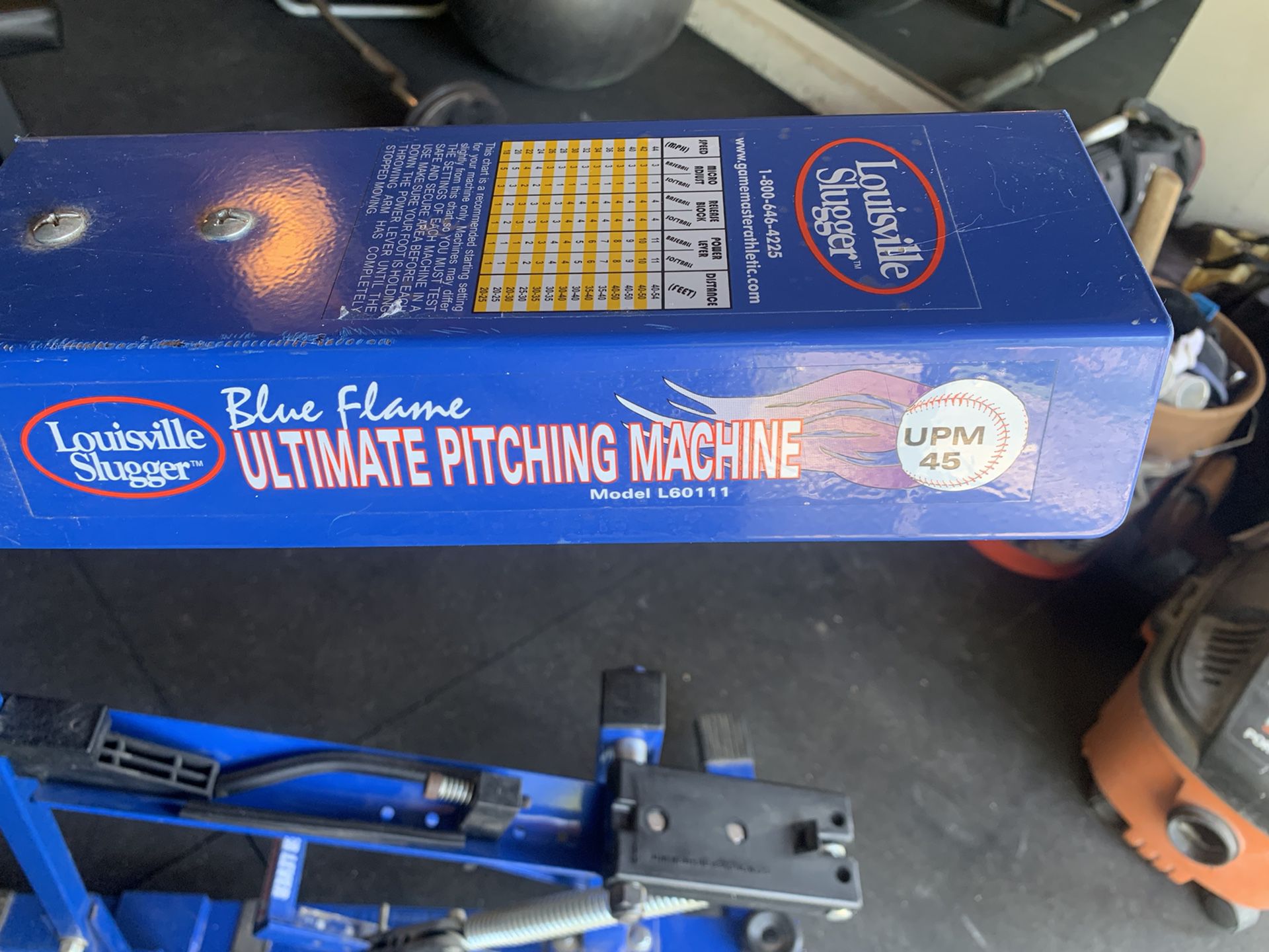 Louisville Slugger Blue Flame Pitching Machine - UPM45