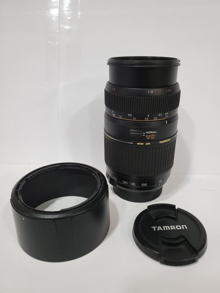 Tamron AF 70-300MM 1:4-5.6 Tele Macro Lens