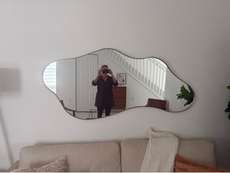 Besutiful irregular wall mirror