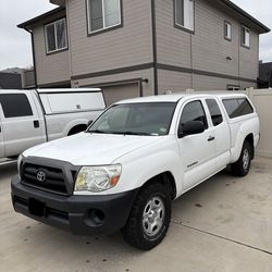 2005 Toyota Tacoma Access Cab • 118k Miles • 4CYL • Camper Shell • Clean