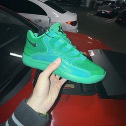 Nike KD18-LX “All-Star Warning Label” Size 8