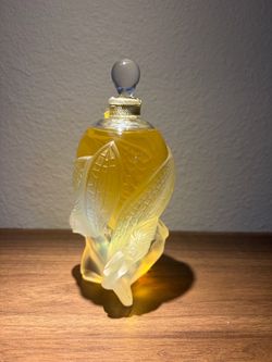 Lalique crystal frgrance bottle