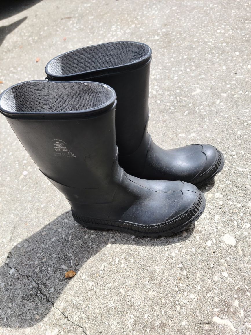 Youth 13 - Rain boots