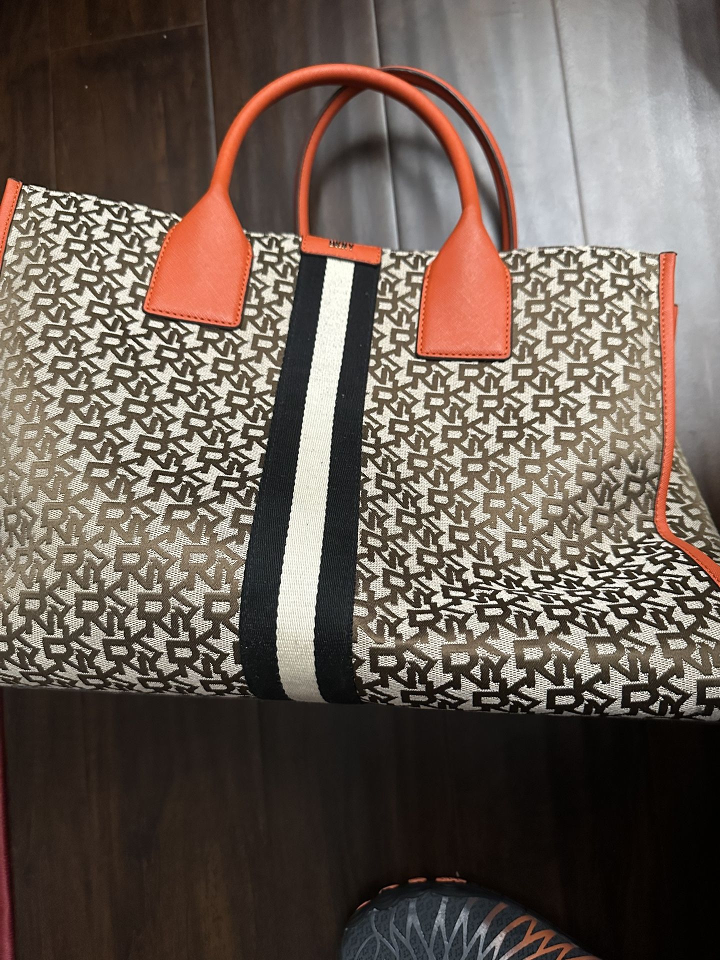 DKNY Small tote/purse