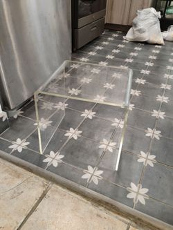 Clear waterfall table