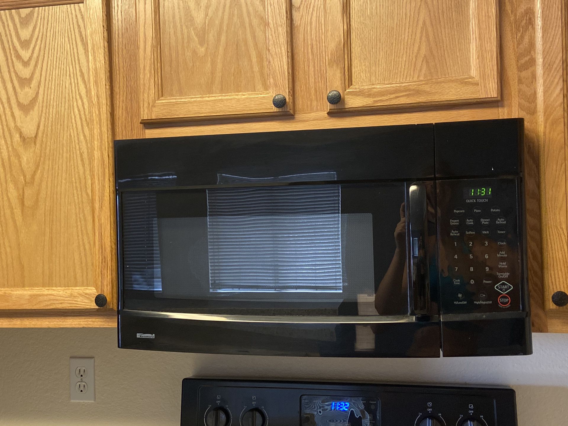 Microwave/Electric Range/Dishwasher