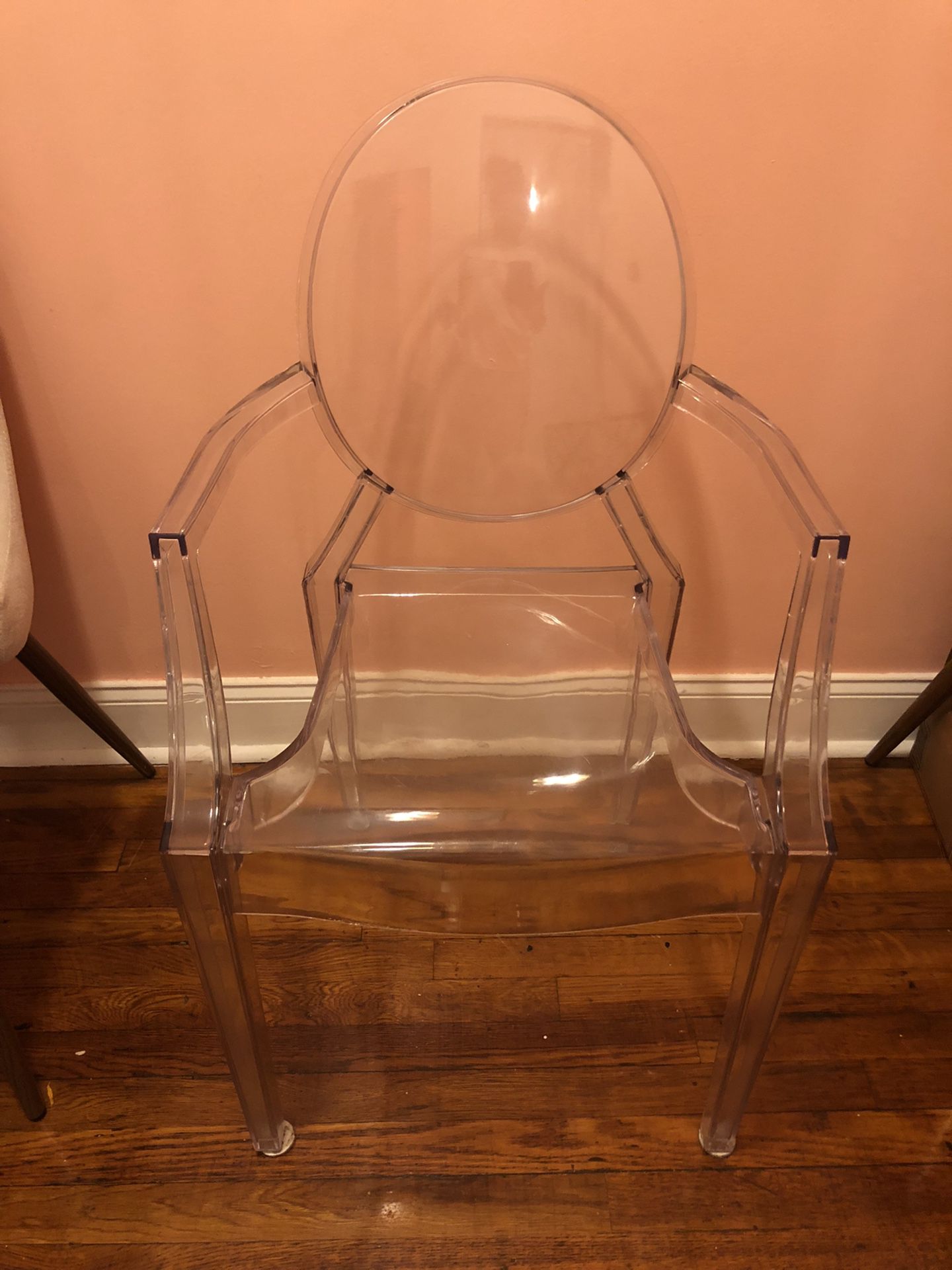 Clear Transparent Ghost Chair