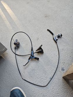 Two DISC Brake Caliper And Levers