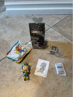 Confirmed Dino Molly Green version. MOLLY Anniversary Statues Classical Retro Series Figures.