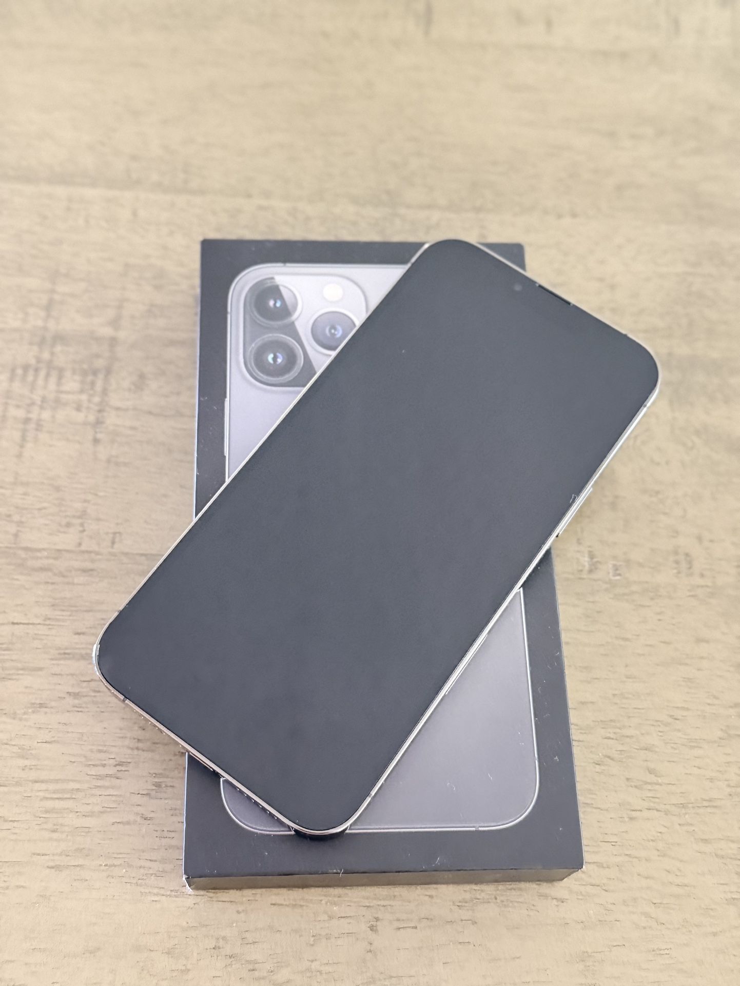 📱 iPhone 13 Pro Max – 128 GB – Unlocked