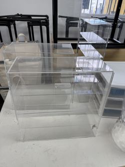 Clear Acrylic Cases memorabilia/display X 4 ($30 Each) 