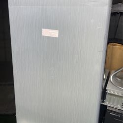 Magic Cheif Mini Fridge