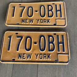 Vintage New York Matched Set License Plates